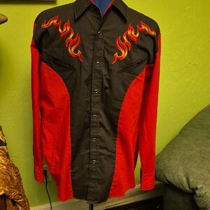 Ely Diamond Black and Red Western Shirt with Flame Embroidery Sz L. (#2010)